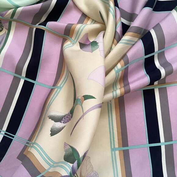 LÉONARD PARIS Purple Floral BIRD Print Scarf Silk Italy 34.5"-33.5" EX COND - Picture 11 of 11